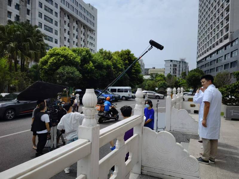 万宁市广告片拍摄公司低成本实现高规格制作的诀窍